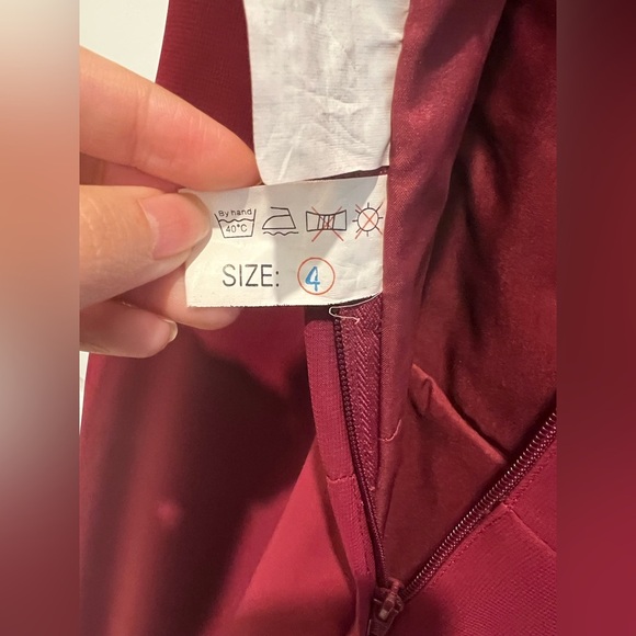 Jordan Sleeveless Purple Chiffon Gown Size 4 - Picture 10 of 12